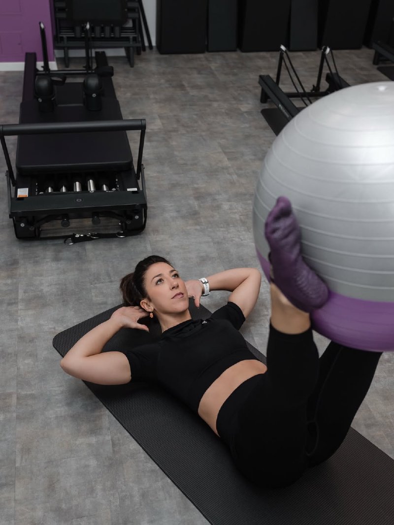 Pilates na prostirci